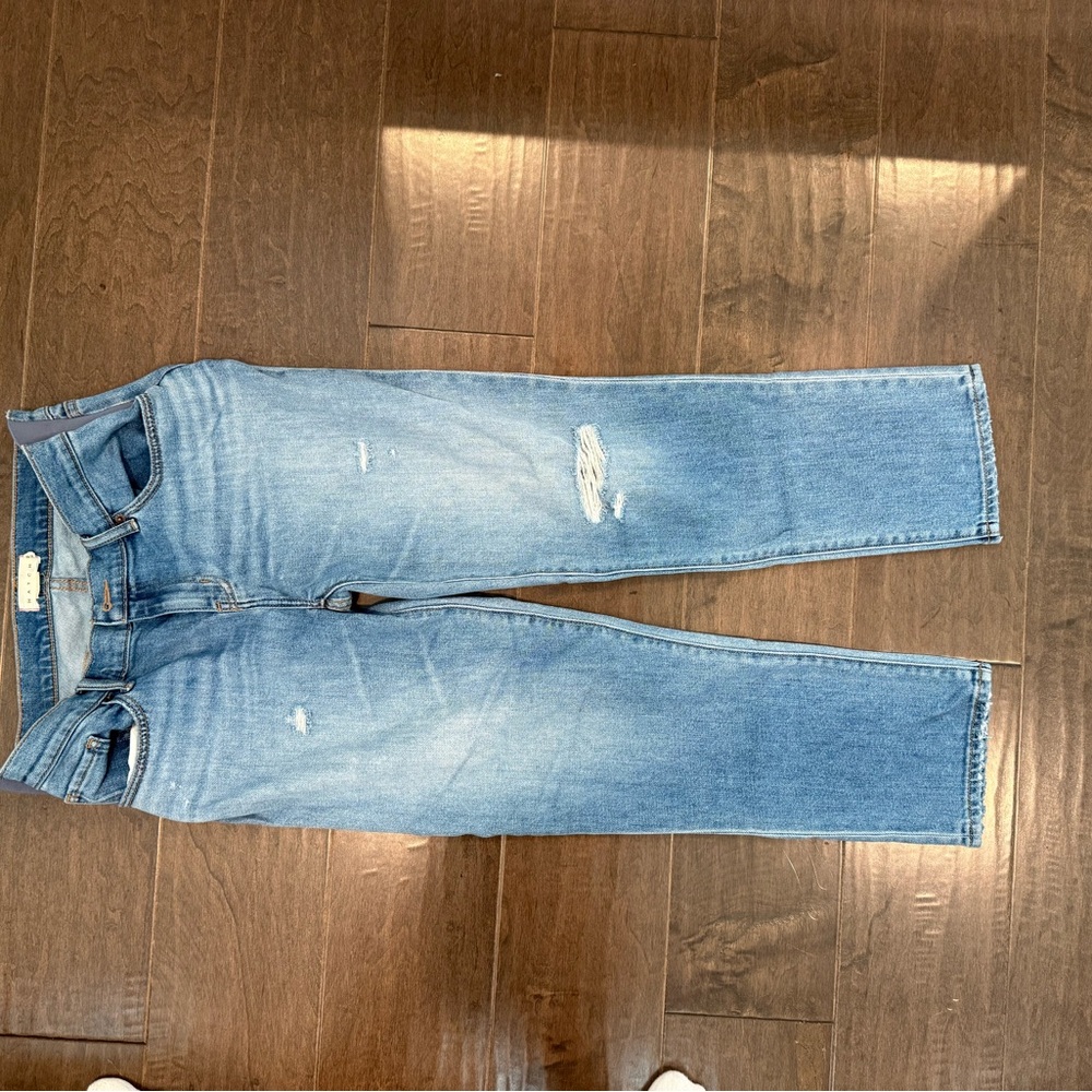 Hatch Women's Light Blue Straight Jeans